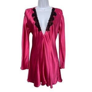 Frederick's Women's size S 100% Silk Pink Plunging V-Neck Lace Negligee Slip